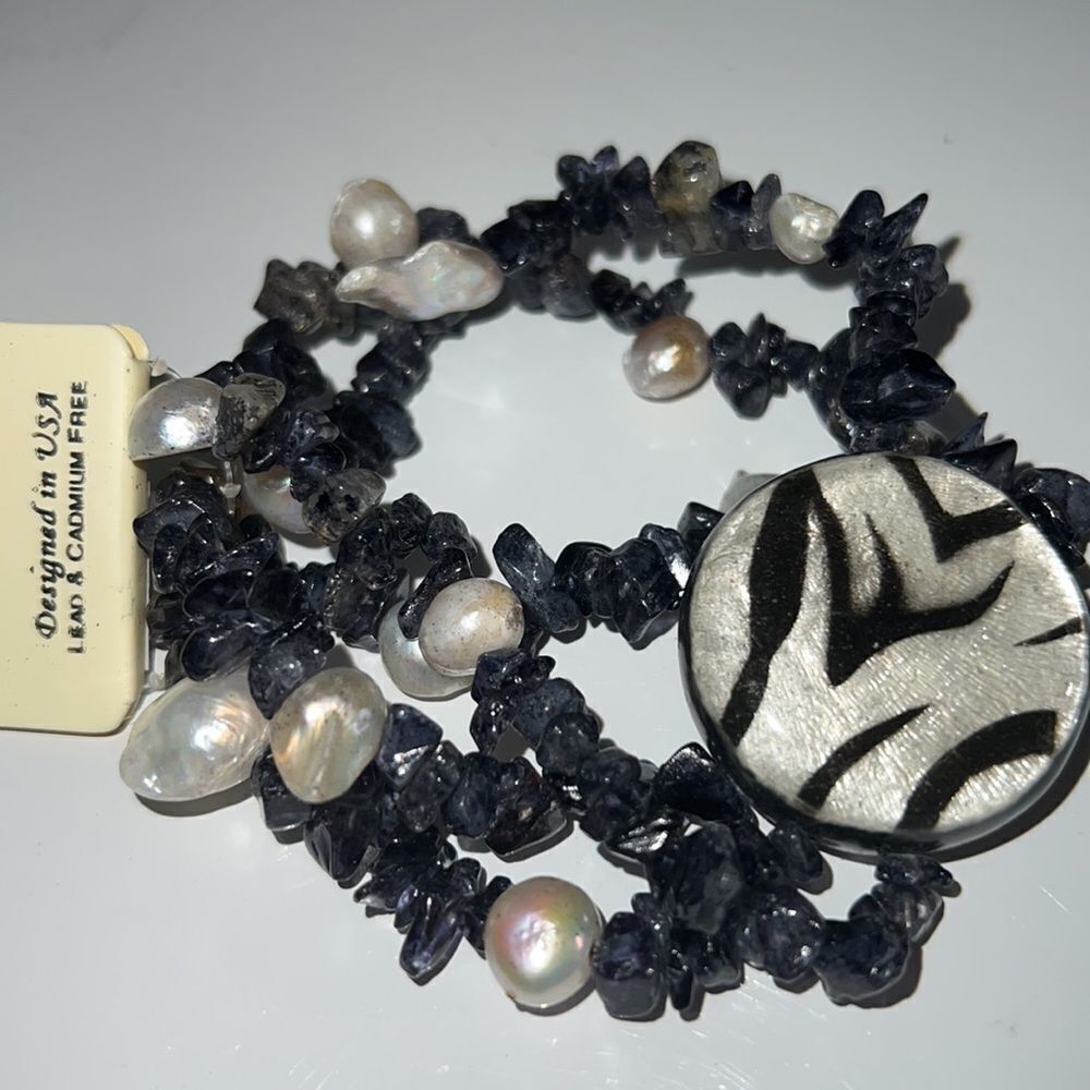 EsMor Three-Strand Chip Bead Bracelet (Lead & Cadmium Free)